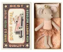 Load image into Gallery viewer, Maileg | Little Sister Princess Mouse in Matchbox