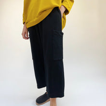 Load image into Gallery viewer, Bryn Walker | Pasha Fleece Pant in Black