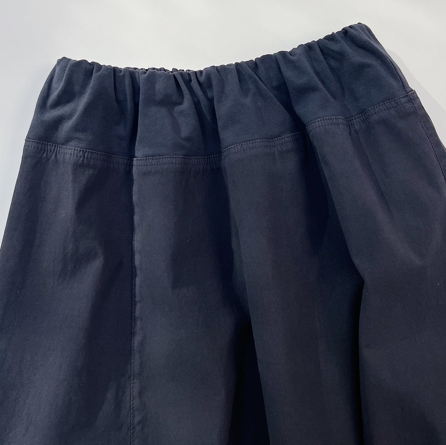 Rib Yoke Skirt in Black Pearl