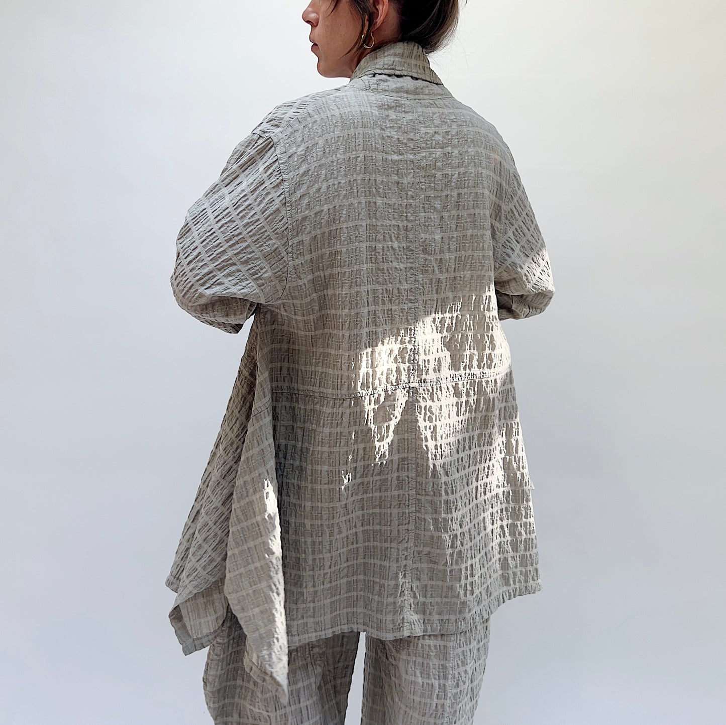 Gaia Open Jacket in Stripe Crinkle Moon Rock