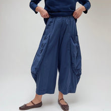 Load image into Gallery viewer, Eleven Stitch | Double Pocket Cotton Pant in Midnight
