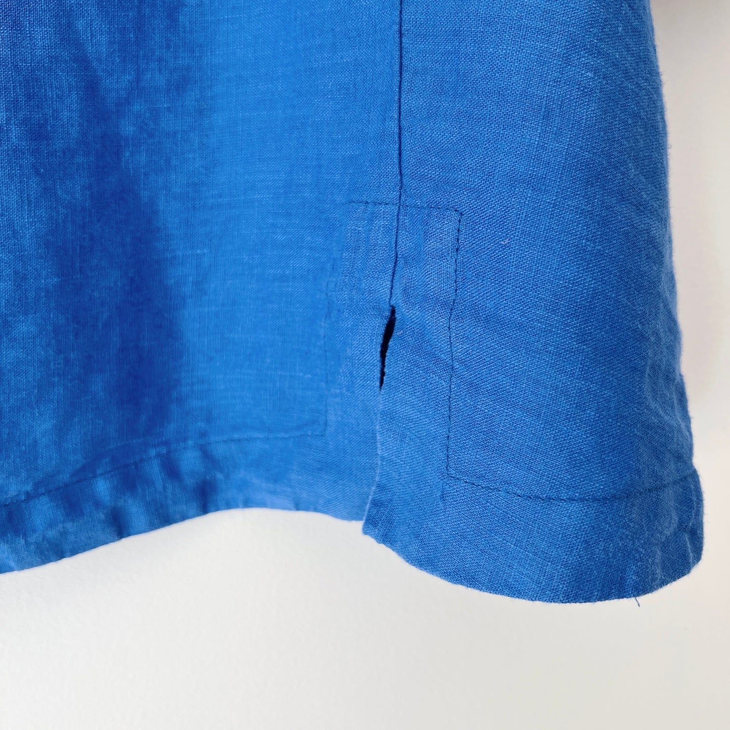 Button Back Tank in Flax Flower