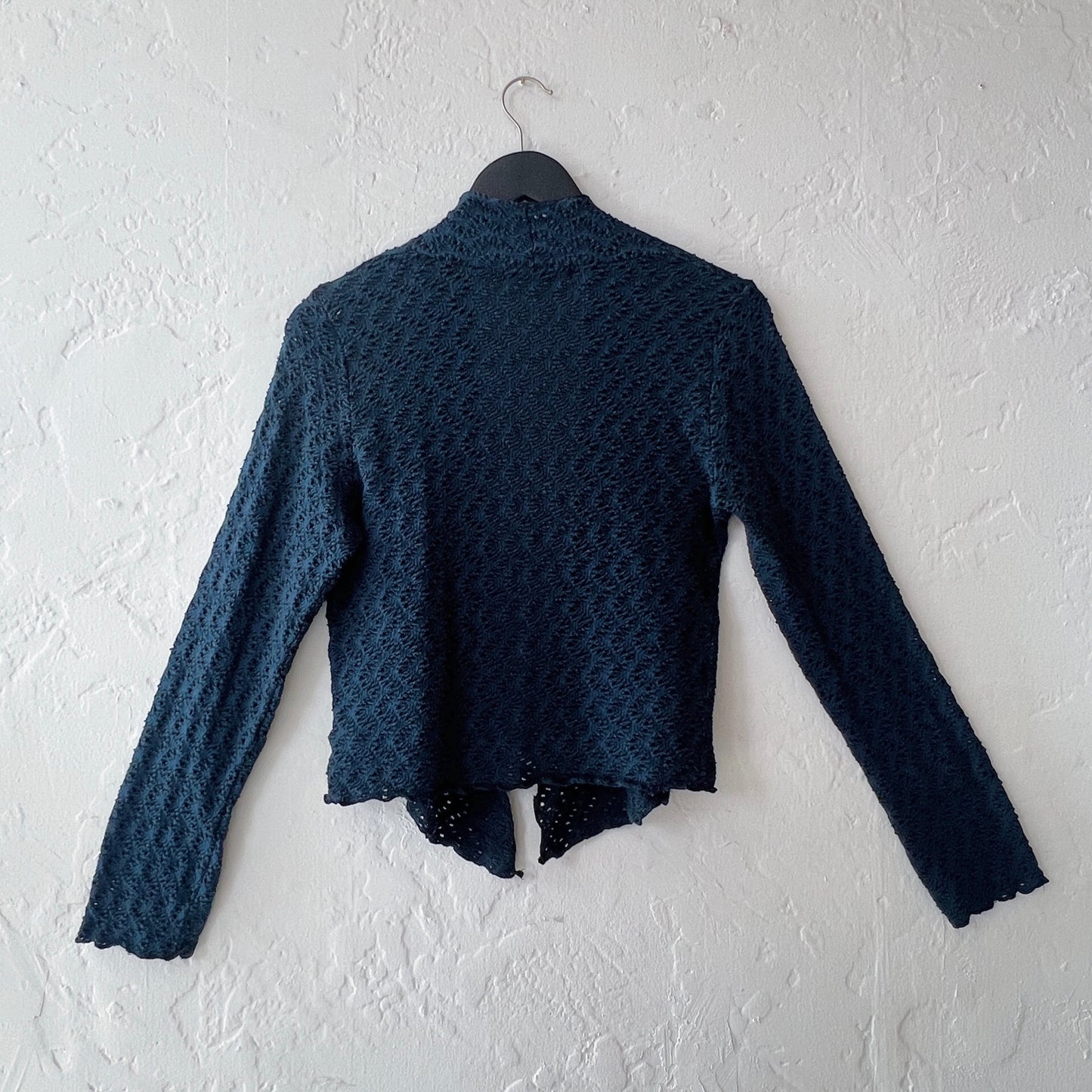 Cut Loose | Wavy Crochet Knit Cropped Cardigan in Etan