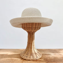 Load image into Gallery viewer, Paper Braid Kettle Brim Hat in White Tweed
