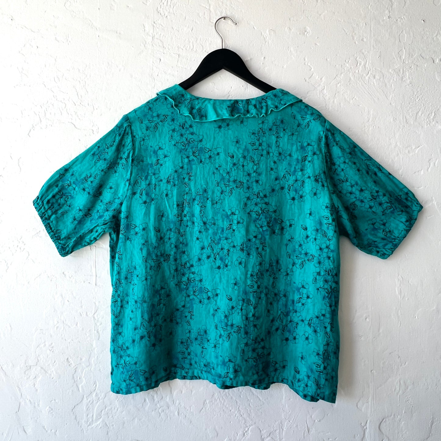 Ruffle Collar Morning Glory Linen Top in Atlantis