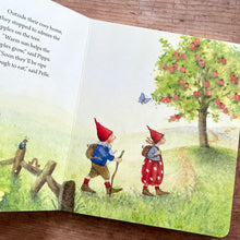 Load image into Gallery viewer, Pippa and Pelle in the Summer Sun