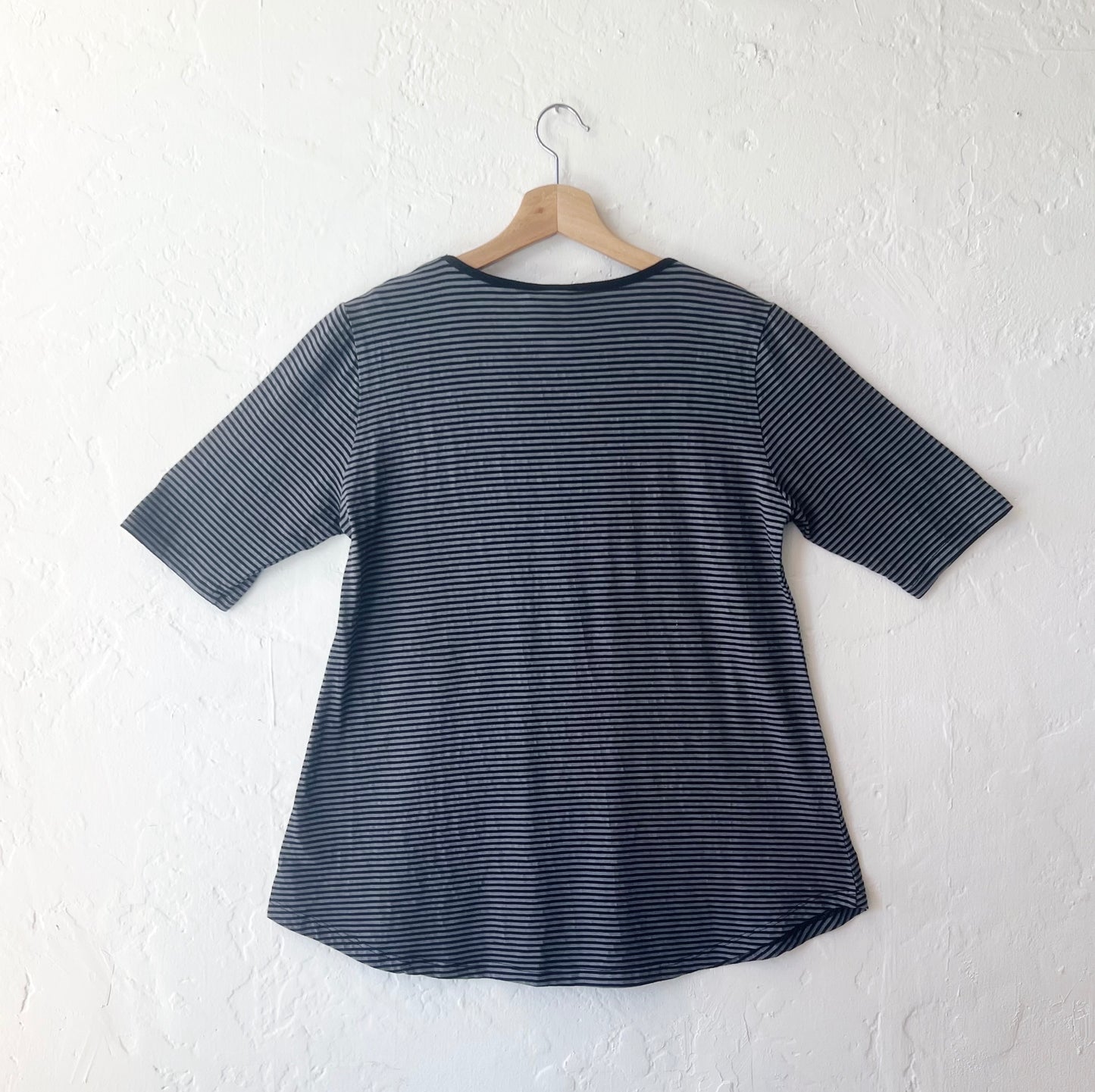 Mill Valley | Half Sleeve Tee in Charcoal Stripes