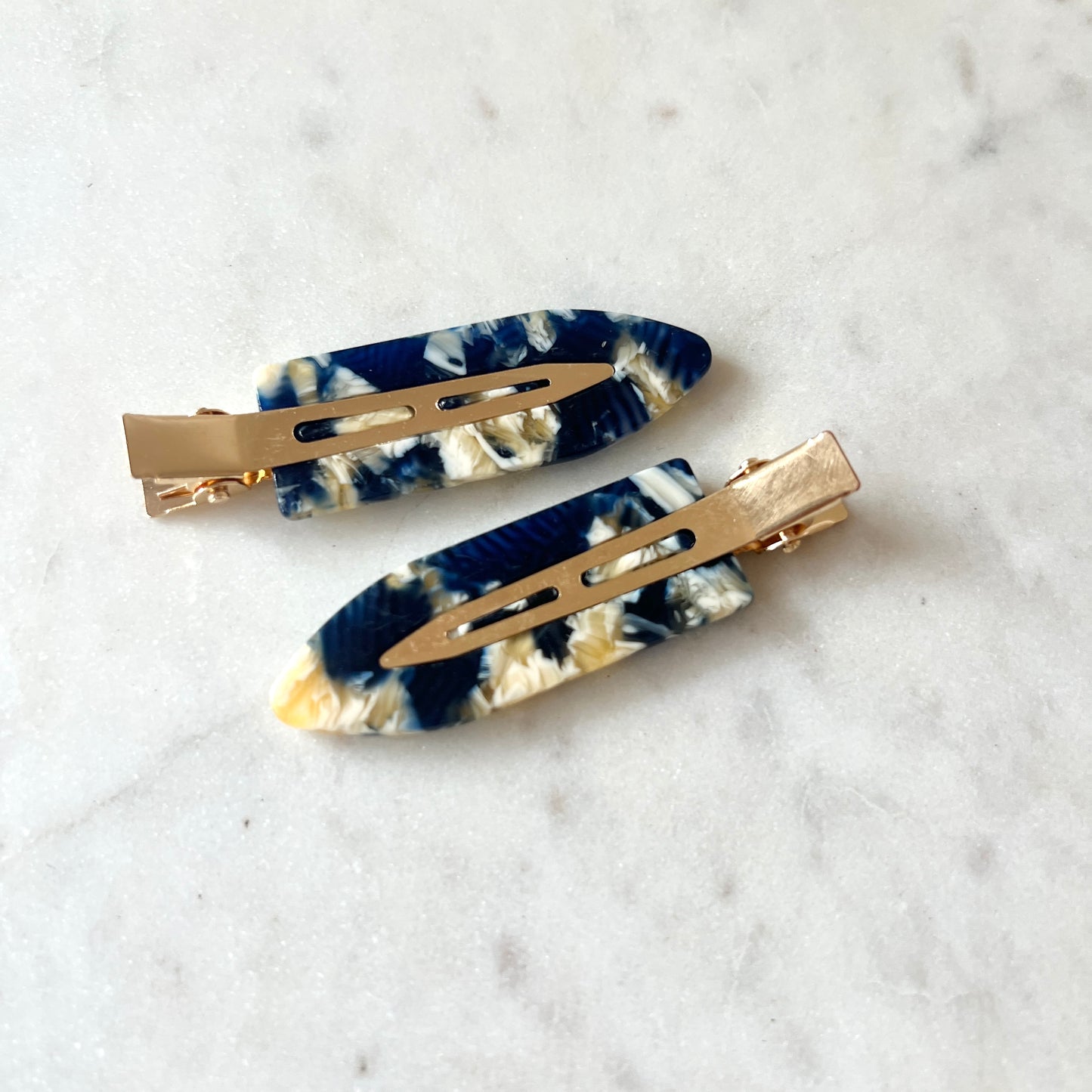Creaseless Clips in Blue Marble