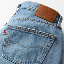 Load image into Gallery viewer, Levi's | 501® '90s In Love With You