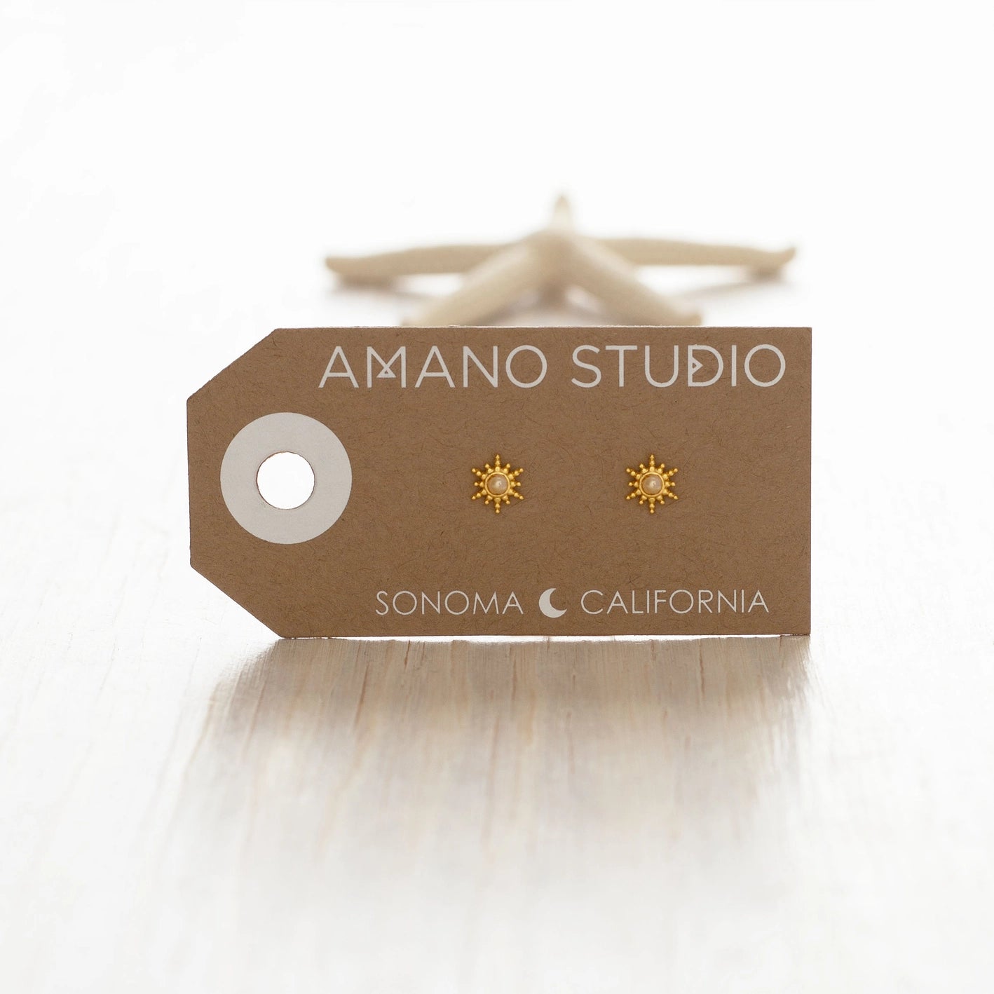 Starburst Stud Earrings in Pearl