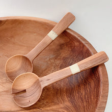 Load image into Gallery viewer, Wild Olivewood Pendulum Salad Servers