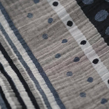 Load image into Gallery viewer, Létol | Coline Scarf in Noir Gris
