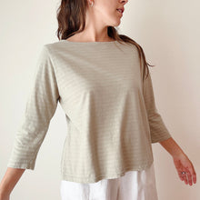 Load image into Gallery viewer, Cut Loose | 3/4 Sleeve Boatneck Linen Blend Top in Rye Stripe
