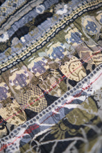 Load image into Gallery viewer, Létol | Anoushka Scarf in Noir
