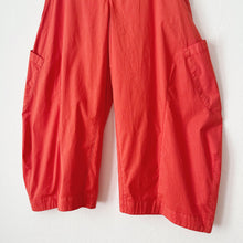 Load image into Gallery viewer, Eleven Stitch | Snap Front Pant in Tomato
