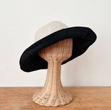 Load image into Gallery viewer, Cotton &amp; Linen Wide Brim Hat in Reversible Black
