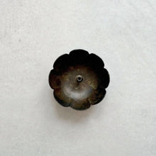 Load image into Gallery viewer, Poppy Incense Holder
