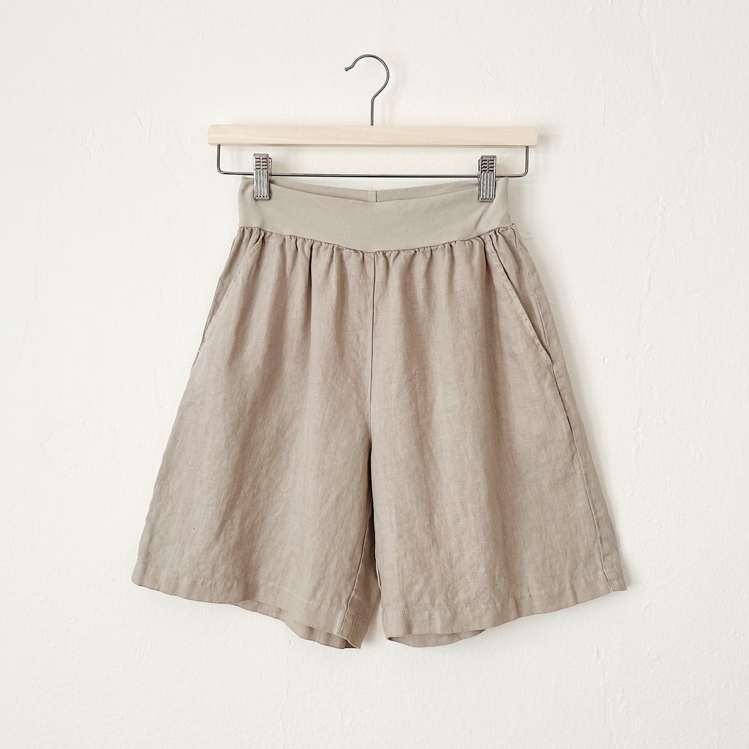 Cut Loose | Linen Shorts in Rye