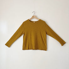 Load image into Gallery viewer, North Star Base | Double Cotton Layer Top in Olive Oxide
