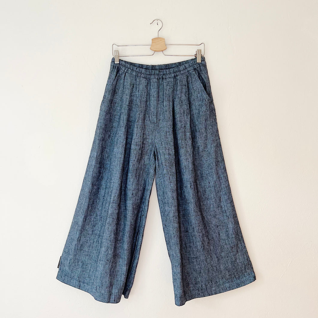 Yuvita | Crop Wide Leg Pants in Blue Melange