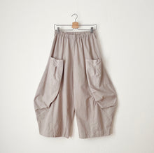 Load image into Gallery viewer, Eleven Stitch | Double Pocket Cotton Pant in Sand
