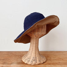 Load image into Gallery viewer, Cotton &amp; Linen Wide Brim Hat in Reversible Navy
