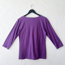 Load image into Gallery viewer, Cut Loose | 3/4 Sleeve Tuck Front Tee in Mulberry
