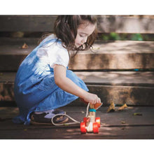 Load image into Gallery viewer, Plan Toys | Pull Along Happy Puppy
