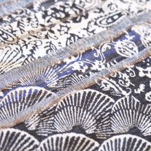 Load image into Gallery viewer, Létol | Indiana Scarf in Black &amp; Off White
