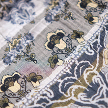 Load image into Gallery viewer, Létol | Anoushka Scarf in Noir
