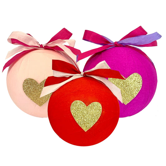 Deluxe Glitter Heart Surprise Ball