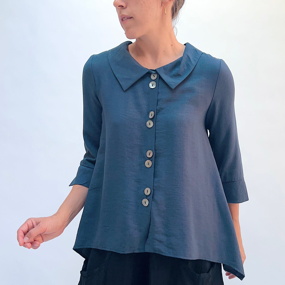 Twin Button Top in Carbon