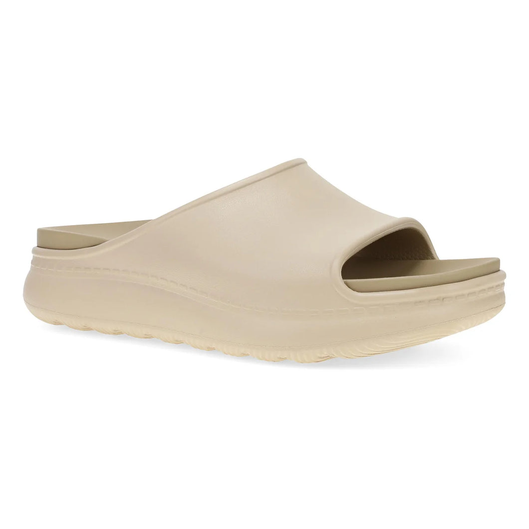 Dansko | Devyn Sandal in Sand