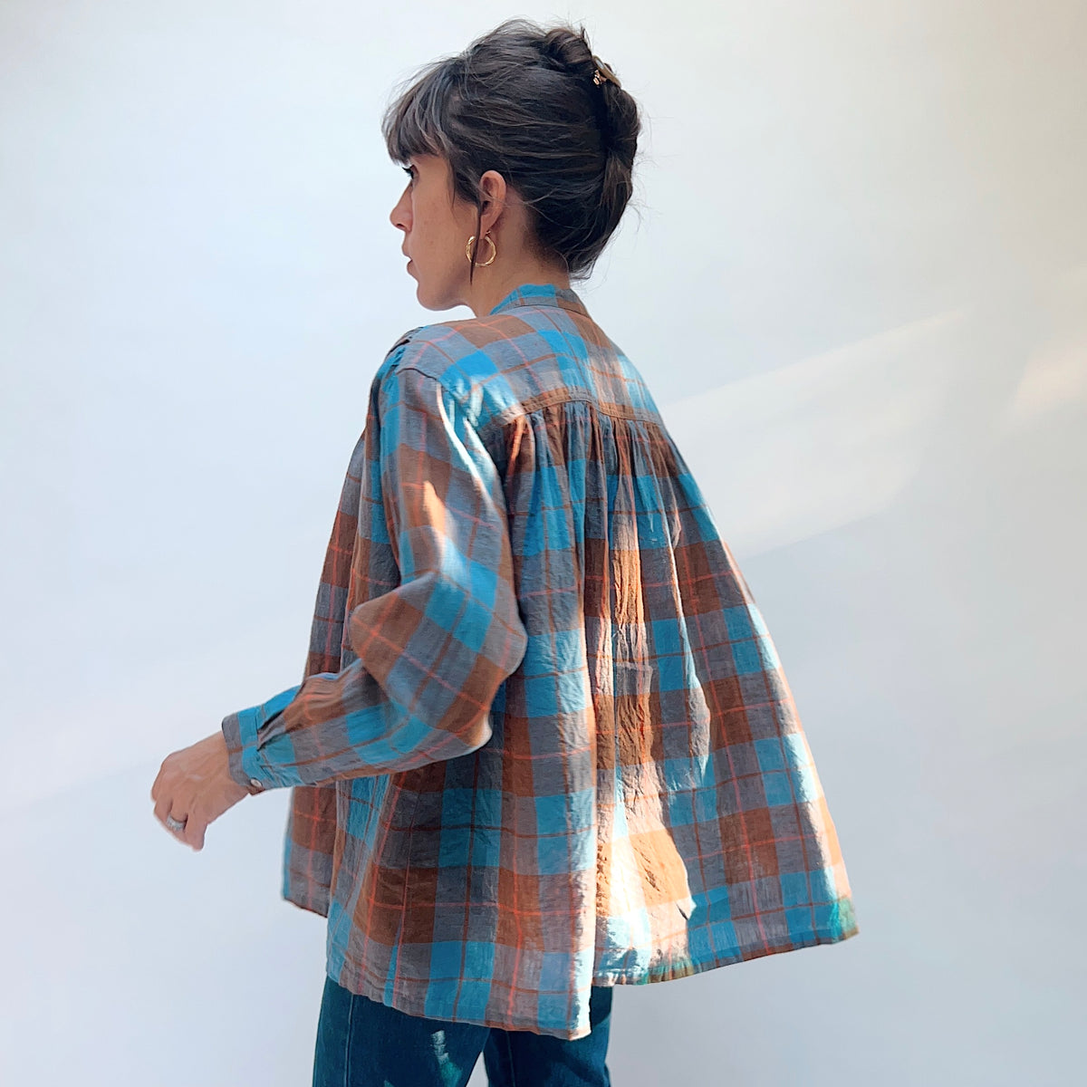 Ichi Antiquités Woven Plaid Check Shirt in Blue, rear three-quarter view showing the gathered back and long sleeves.
