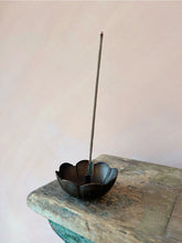 Load image into Gallery viewer, Poppy Incense Holder
