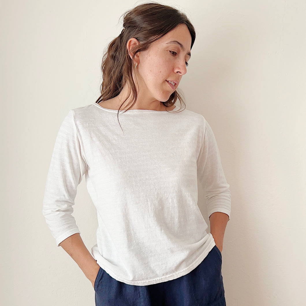 Cut Loose | 3/4 Sleeve Boatneck Linen Blend Top in White