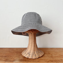 Load image into Gallery viewer, White Stripe Ribbon Hat

