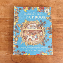 Load image into Gallery viewer, The Brambly Hedge Pop-Up Book
