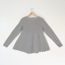 Load image into Gallery viewer, Cut Loose | Fit &amp; Flare Top in Laundered Stripe
