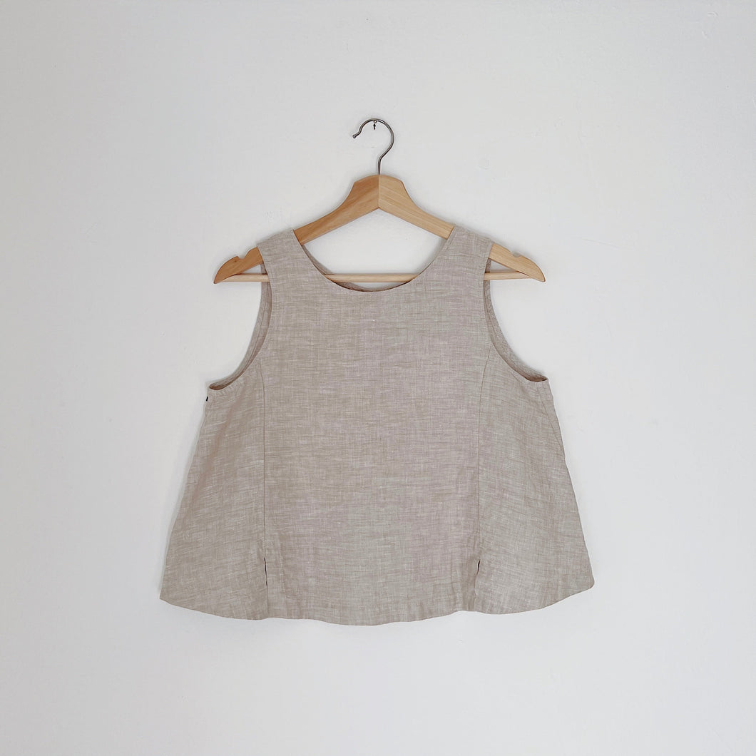 Yuvita | Button Back Tank in Oatmeal