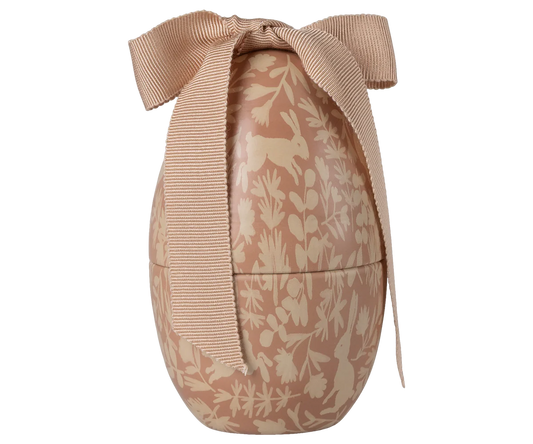 Small Easter Egg in Powder