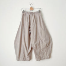 Load image into Gallery viewer, Eleven Stitch | Double Pocket Cotton Pant in Sand
