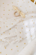 Load image into Gallery viewer, Pehr | Cotton Swaddle in Busy Bee Print
