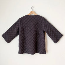 Load image into Gallery viewer, Cut Loose | 3/4 Sleeve Quilted Jacket in Anthracite

