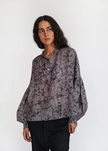 Load image into Gallery viewer, Matta | Zelda Marble Top in Stone

