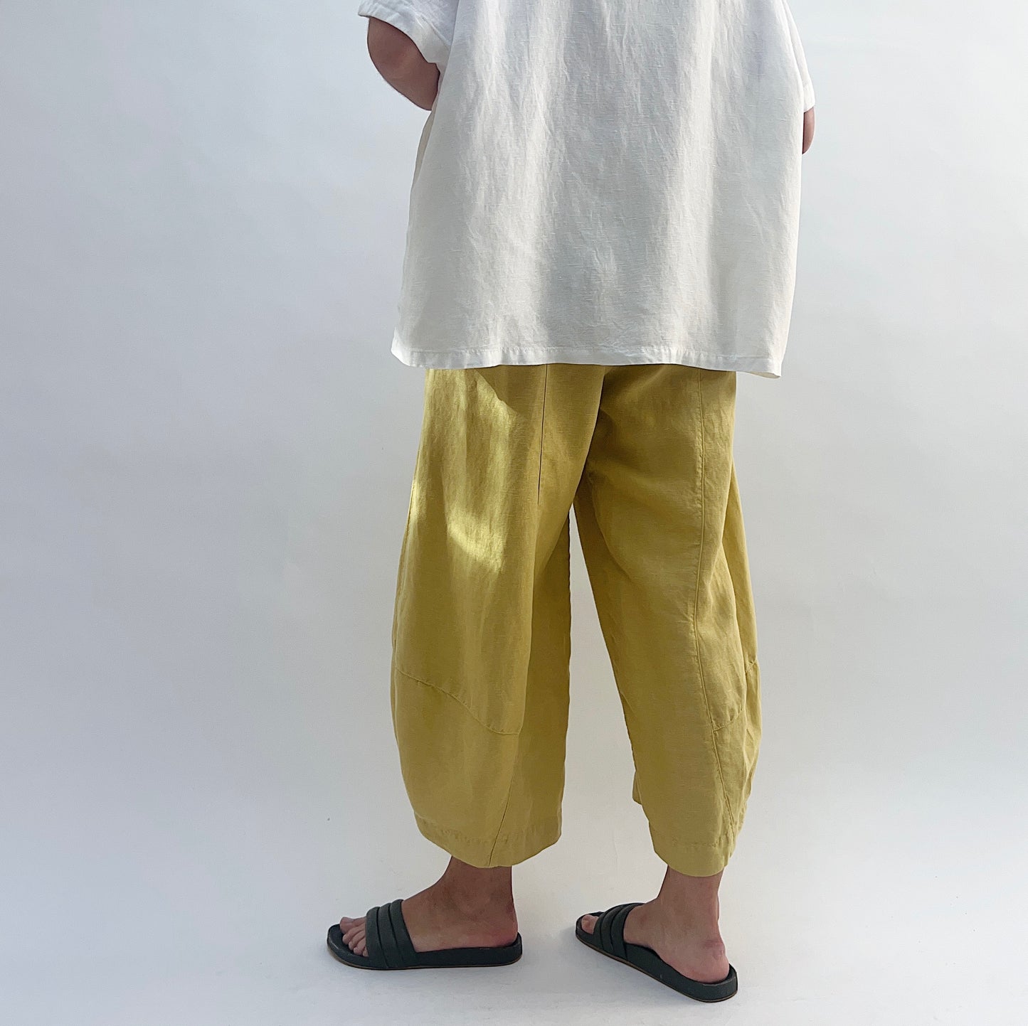 Linen Blend Tucked Hem Pants in Sweet Lime