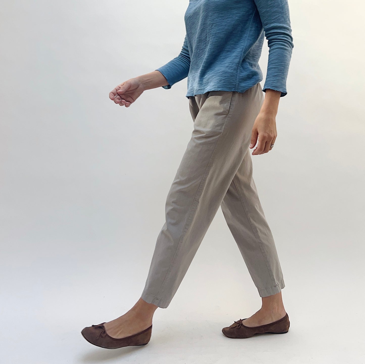 Cropped Taper Pant in Moon Rock