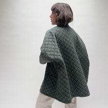 Load image into Gallery viewer, Cut Loose | Quilted One Size Zip Jacket in Myrtle
