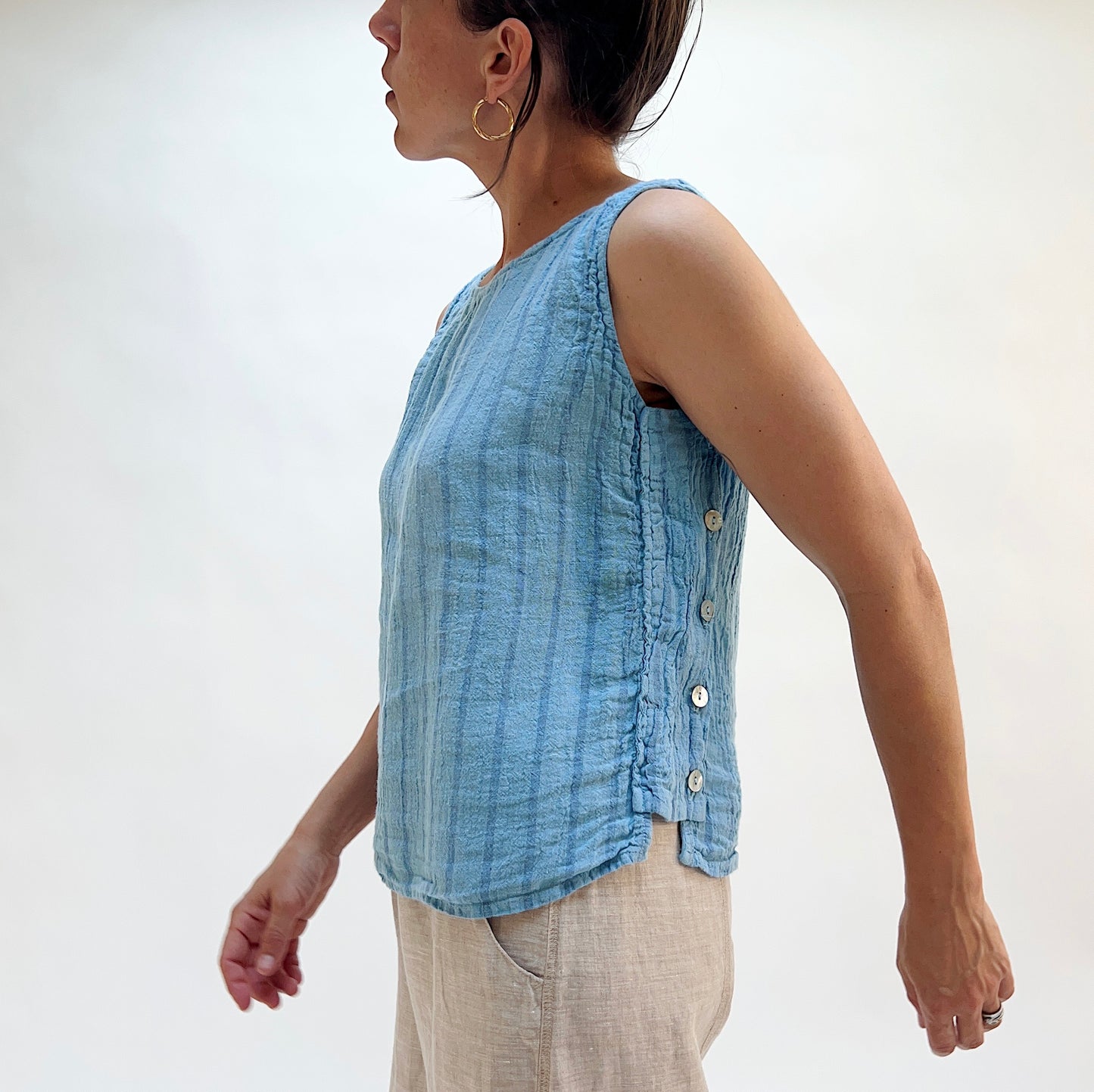 Striped Side Button Shell Tank in Bellflower