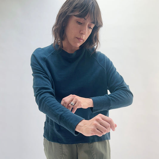Raglan Sweatshirt in Ink